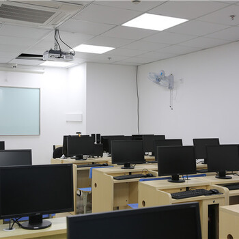 上海軟件開(kāi)發(fā)培訓(xùn) 打造軟件工程師、Java與大數(shù)據(jù)專業(yè)人才